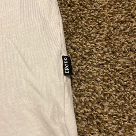 Cropp art is not a crime shirt. Men’s size XL. - Picture 4 of 5